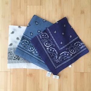 Cute pack of bandannas